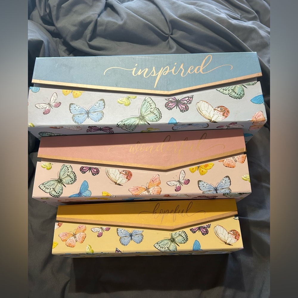 3 Spring decorative storage boxes - Picture 2 of 5